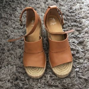 Wedge espadrilles